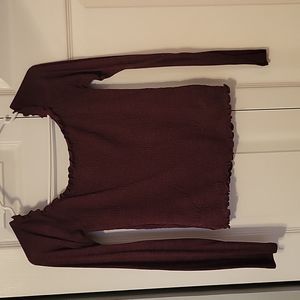 Hollister maroon long sleeve scrunchy top size m